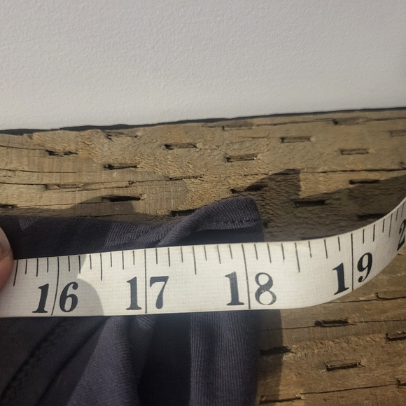 🇨🇦Made In Canada Black Sleeveless Wrap Top From Message Factory - Picture 9 of 9